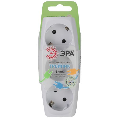 Разветвитель 3-м с заземл. 16А IP20 SP-3e-W защ. шторки бел. Эра C0045529