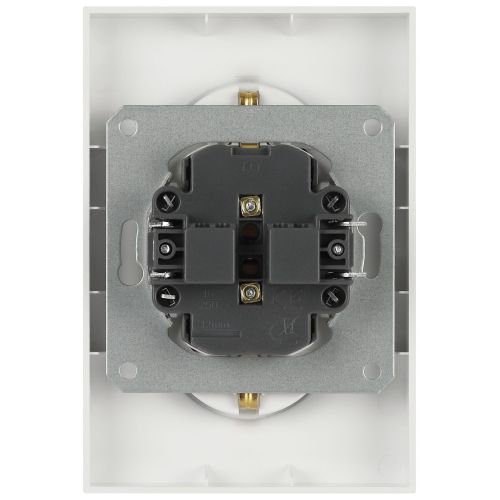 Розетка 2-м СП Galaxy 16А IP20 250В с заземл. со шторками бел. матов. 15-2105-08 Эра Б0070711