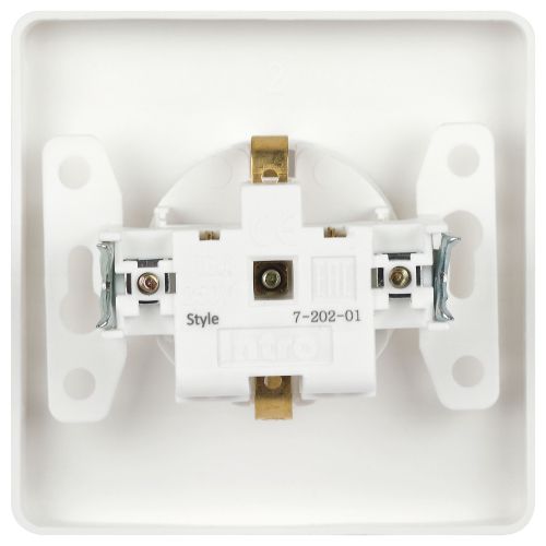 Розетка 1-м СП Style 7-202-01 16А 250В IP20 2P+E Schuko с заземл. бел. Intro Б0060619