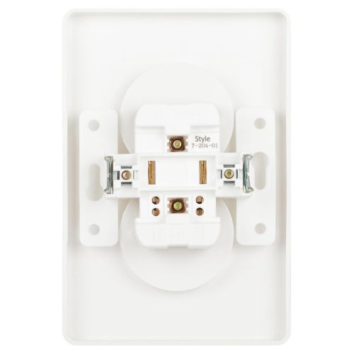 Розетка 2-м СП Style 7-204-01 16А IP20 250В 2х2P без заземл. бел. Intro Б0060641