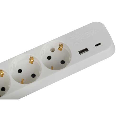Удлинитель 3х3м с заземл. 10А +1xUSBA+1xUSBC с выкл. UB-3es-3m-USB Эра Б0052898