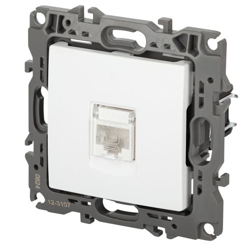 Розетка информационная Эра12 12-3107-01М RJ45 бел. матов. Эра Б0065712