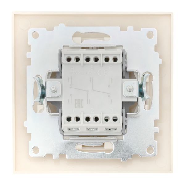 Переключатель проходной 2-кл. СП Валенсия 10А IP20 крем. PROxima EKF EWV10-027-20