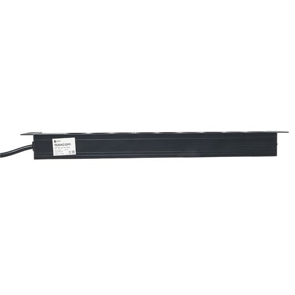Блок PDU TERACOM PRO 19дюйм 1U 16А/250В 9 роз. Schuko шнур 2м 3х1.5кв.мм вилка Schuko корпус алюм. черн. EKF TRP-HPD-16A-9SH-2MSH
