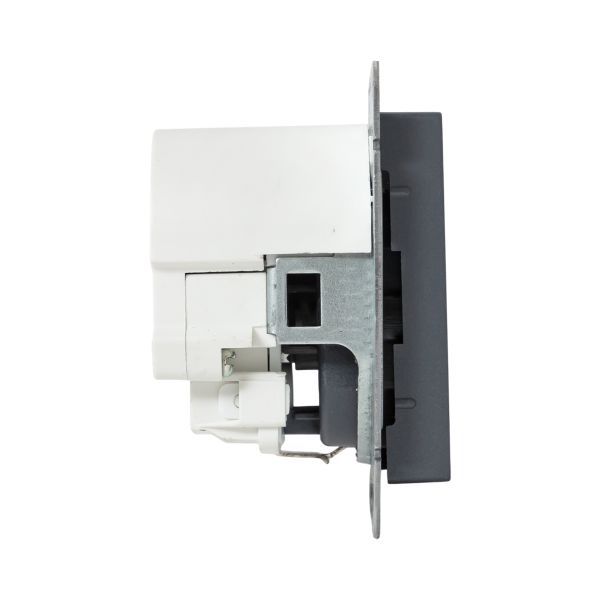 Розетка СП Эпика 16А с 2 USB-C с заземл. защ. шторки механизм графит EKF UP1-SOG-111-2USBC