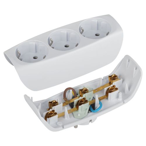Разветвитель 3-м с заземл. 16А IP20 SP-3e-W защ. шторки бел. Эра C0045529