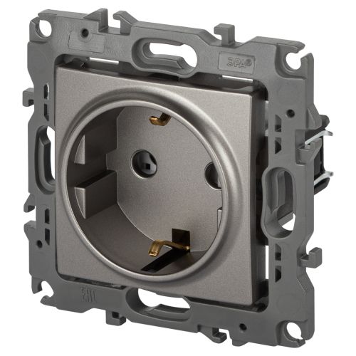 Розетка 16А 250В 2P+E Schuko Эра12 12-2101-16 титан Эра Б0065662