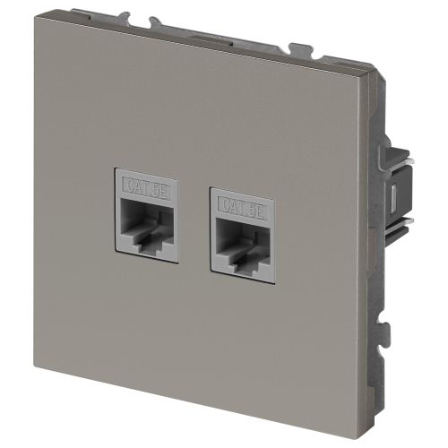 Розетка информационная 2-м СП Galaxy RJ45 16А IP20 250В титан 15-3108-07 Эра Б0070768