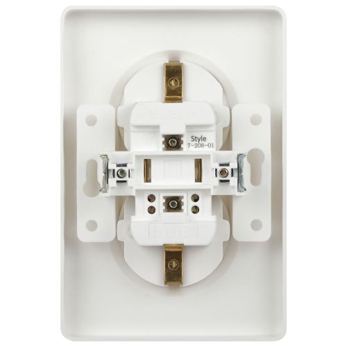 Розетка 2-м СП Style 7-208-01 16А 250В IP20 2х2P+E Schuko с заземл. защ. шторки бел. Intro Б0060625
