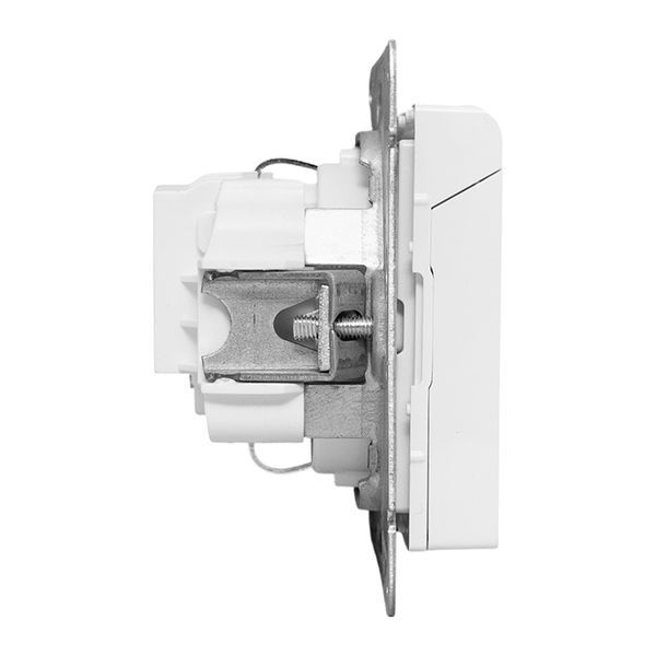 Розетка СП Эпика 16А IP44 с заземл. защ. шторки с крышкой механизм бел. EKF UP1-SOW-111-44
