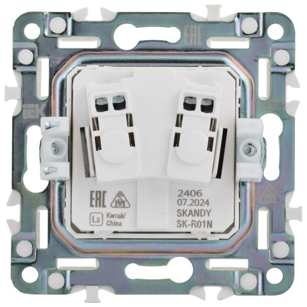 Розетка SKANDY 10А без заземл. защ. шторки SK-R01N никель IEK SK-R13-10-K50