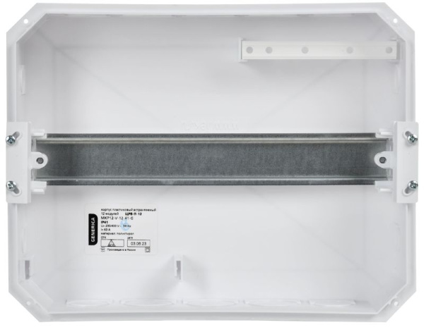 Корпус пластиковый ЩРВ-П-12 бел. дверь IP41 GENERICA MKP13-V-12-41-K01-G