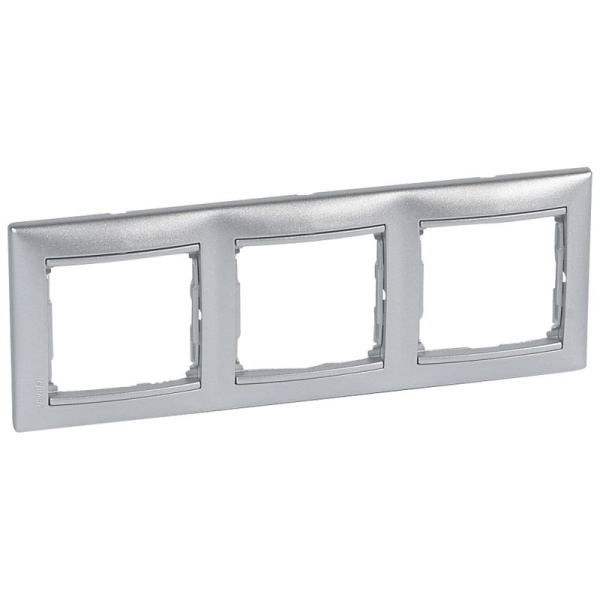 Рамка 3-м СП Valena IP20 горизонт. алюм. (DIY-упак.) IEK 694332