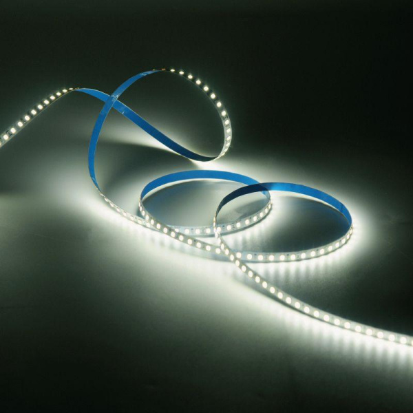 Лента светодиодная Basic 2835/120-SMD 9.6Вт/м 3000К тепл. бел. IP20 624лм/м 12В 8мм (уп.3м) GAUSS BT061