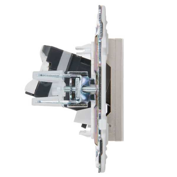 Розетка компьютерная RJ45 кат.5E SKANDY SK-K01Sh шампань IEK SK-K10-1-K37