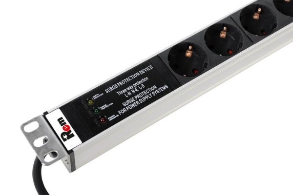 Блок распределения питания Rem-16 R-16-25S-FI-1820-3 25хSchuko 16А базов. вертикал. Schuko Rem 1254445