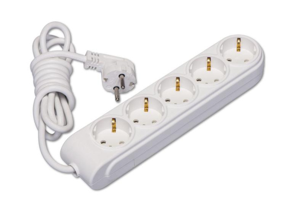 Удлинитель 5х5м с заземл. 16А IP20 ПВС 3х1.5 защ. шторки Makel N5210064
