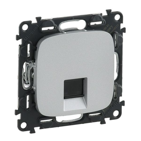 Розетка компьютерная 1-м Valena Allure RJ45 кат.5E UTP с лицев. панелью механизм алюм. Leg 753940