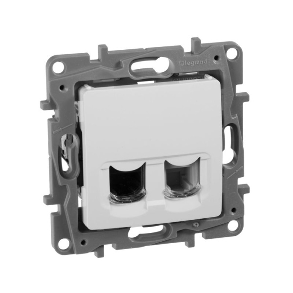 Розетка компьютерная + телефонная 2-м СП Etika RJ45 + RJ11 кат.5E UTP механизм бел. IEK 672252