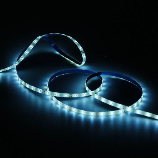 Лента светодиодная Basic 2835/60-SMD 6Вт/м 4000К нейтр. бел. IP65 600лм/м 12В 8мм драйвер (уп.5м) GAUSS BT014
