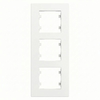 Рамка 3-м вертикальная Karea RIZZ бел. Makel 88001708