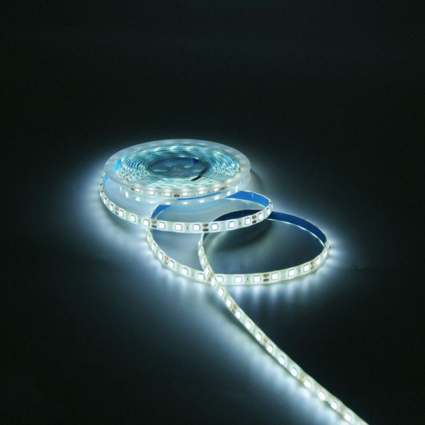 Лента светодиодная Basic 5050/60-SMD 10Вт/м 4000К нейтр. бел. IP65 700лм/м 12В 10мм (уп.5м) GAUSS BT053