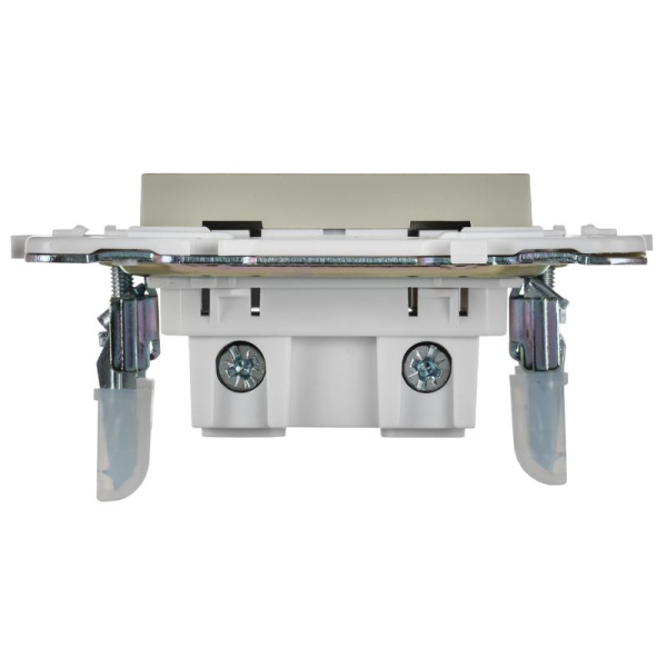 Розетка SKANDY 10А без заземл. защ. шторки SK-R01B беж. IEK SK-R13-10-K10
