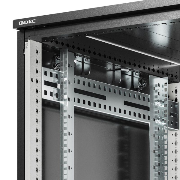 Шкаф напольный разобранный 19дюйм IT-CQE-N 42U 600х1200мм крыша с вырубкой дверь перф. и двойная перф. двойные боковые панели черн. RAL9005 DKC R5ITN42612FP1P2SB