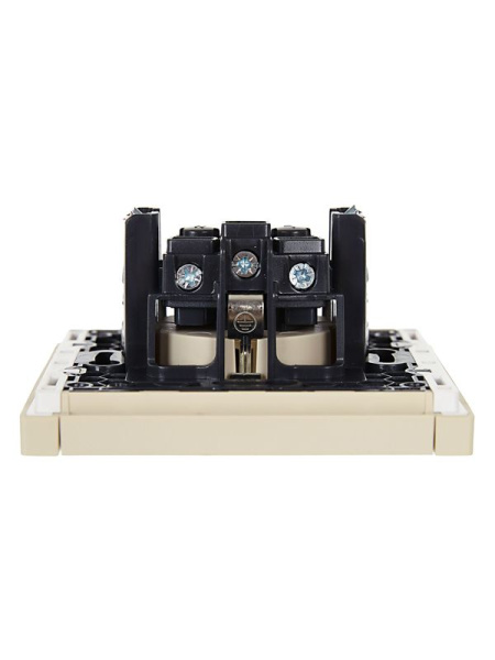Розетка СП FORTE&PIANO FP415 16А с заземл. защ. шторки винт. крепл. ваниль IEK FP-R14-16-K10