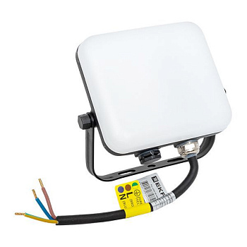 Прожектор светодиодный СДО-4002 20Вт 4000К IP65 с равномерной засветкой LUMA EKF FLL-4002-20-4000