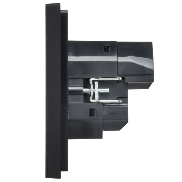 Розетка 1-м СП FORTE&PIANO 16А USB A+C 18Вт FP147M с заземл. защ. шторки винт. крепл. черн. IEK FP-R14-16-U22-018-M-K02
