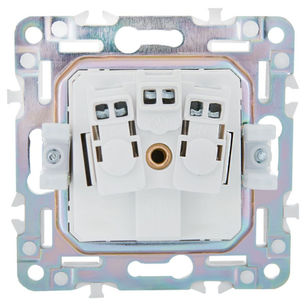 Розетка SKANDY 16А с заземл. без защ. шторок SK-R05S серебр. IEK SK-R11-16-K23