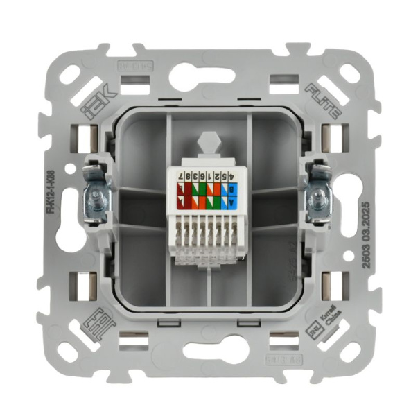 Розетка компьютерная СП FLITE РК5е-1-0-ФлЛ RJ45 кат.5E UTP механизм льняной IEK FI-K12-1-K88