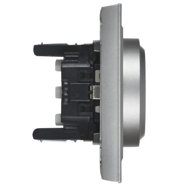 Розетка 2-м BRITE РСш22-3-БрА 16А IP20 с заземл. с защ. шторк. безвинтов. крепл. в сборе алюм. IEK BR-R24-16-1-K47-F