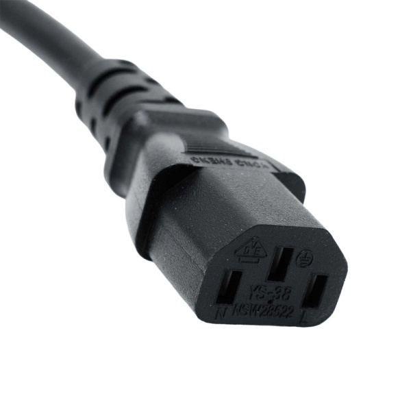 Кабель питания Sсhuko - IEC320 C13 3.0 м сечение 3х1.5кв.мм DKC R5CORDS330