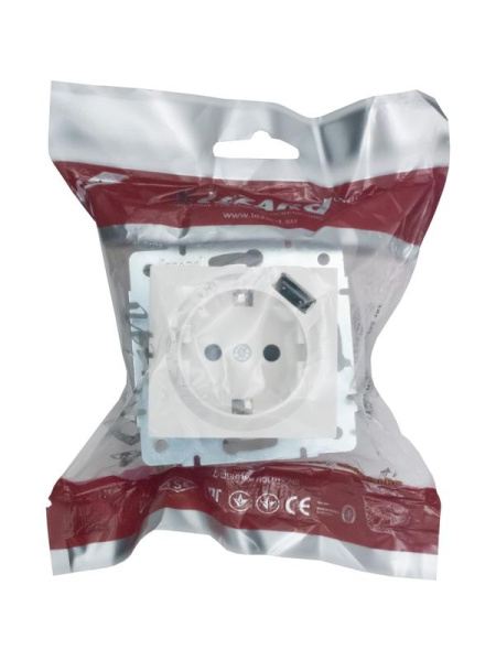 Розетка 1-м СП RAIN 16А IP20 с заземл. + USB механизм бел.. LEZARD 703-0288-181