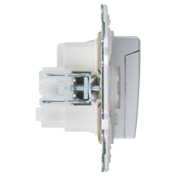 Розетка 1-м SKANDY 16А IP44 с заземл. защ. шторки с крышкой SK-R11S серебр. IEK SK-R16-16-44-K23