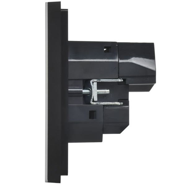 Розетка 1-м СП FORTE&PIANO FP745M 16А IP20 USB A+A 3.1А с заземл. защ. шторки винтовое крепление никель IEK FP-R14-16-U21-D31-M-K50