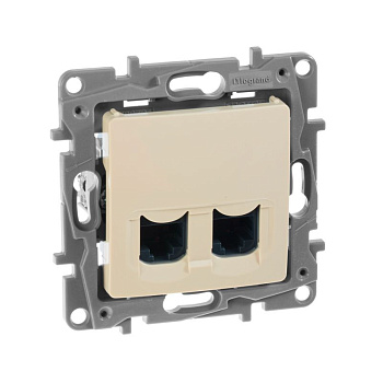 Розетка компьютерная 2-м СП Etika RJ45 кат.6 UTP IP20 механизм сл. кость IEK 672354