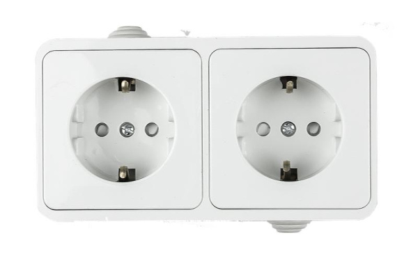 Розетка 2-м AQUA 3123 защ. шторки с заземл. п/герм бел. ASD / IN HOME 4690612003467