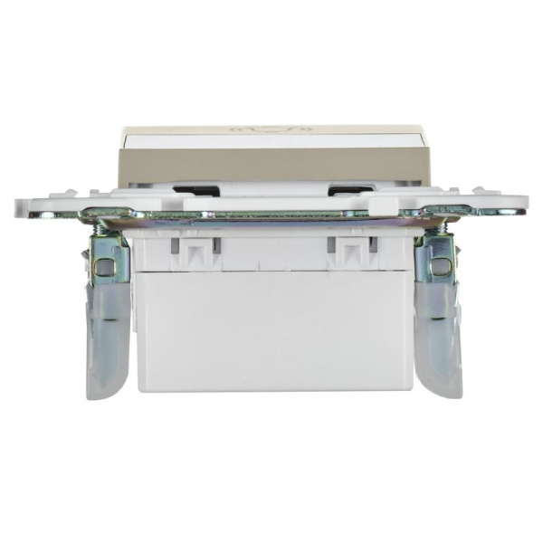 Кнопка звонка SKANDY 10А SK-V17B для отелей с индикацией беж. IEK SK-V14-2-10-K10