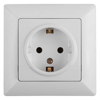 Розетка 1-м СП Solo 4-202-01 16А 250В IP20 2P+E Schuko с заземл. бел. Intro Б0053649