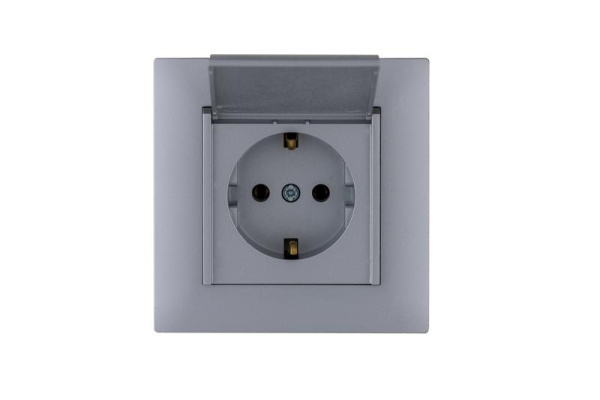 Розетка 1-м с крышкой Karea RIZZ STAR с заземл. сер. Makel 88065029
