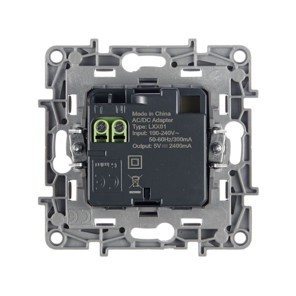 Розетка USB 2-м СП 2мод. Etika 240В/5В 2400мА механизм алюм. IEK 672494