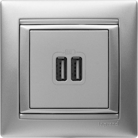 Розетка USB 2-м СП Valena алюм. IEK 770270