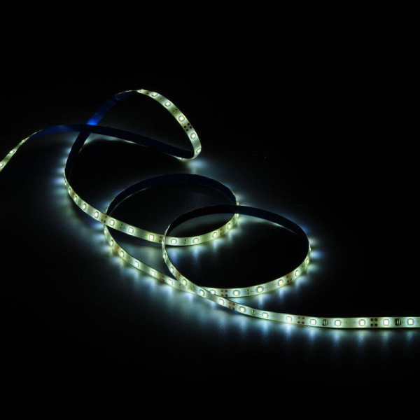 Лента светодиодная Elementary 2835/60-SMD 4.8Вт/м 3000К тепл. бел. IP66 150лм/м 12В 8мм (уп.5м) GAUSS 356000105