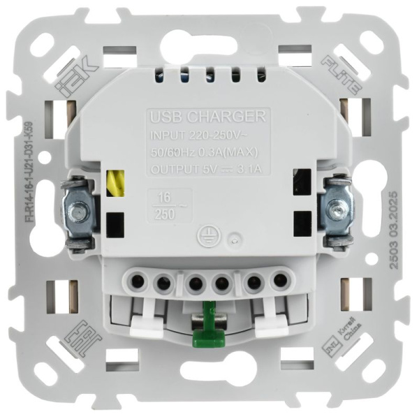 Розетка 1-м СП FLITE РСЮша11-1-ФлХ 16А с USB A+A 3.1А с заземл. с защ. шторками безвинтовое крепление механизм хаки IEK FI-R14-16-1-U21-D31-K59