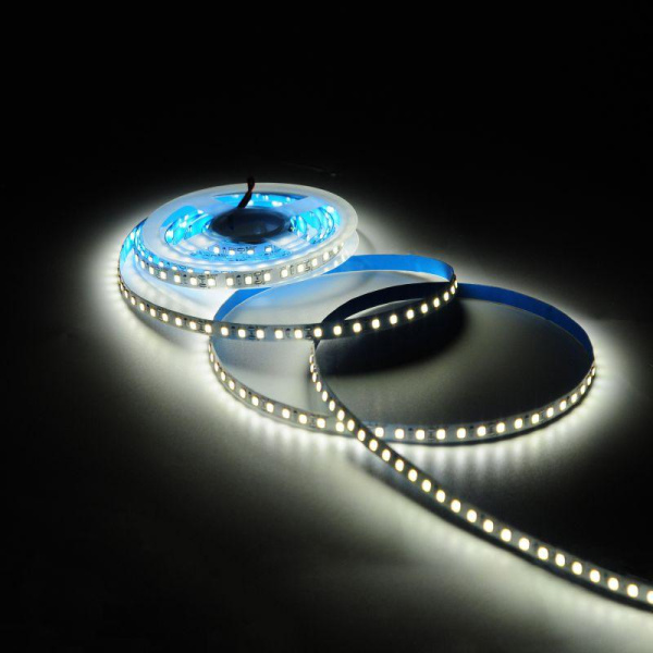Лента светодиодная Basic 2835/120-SMD 10Вт/м 3000К тепл. бел. IP20 700лм/м 12В 8мм (уп.3м) GAUSS BT036
