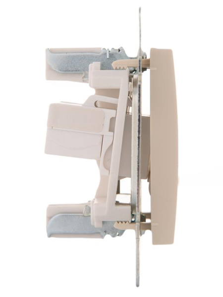 Розетка компьютерная 2-м СП Karina RJ45 механизм крем. LEZARD 707-0388-141