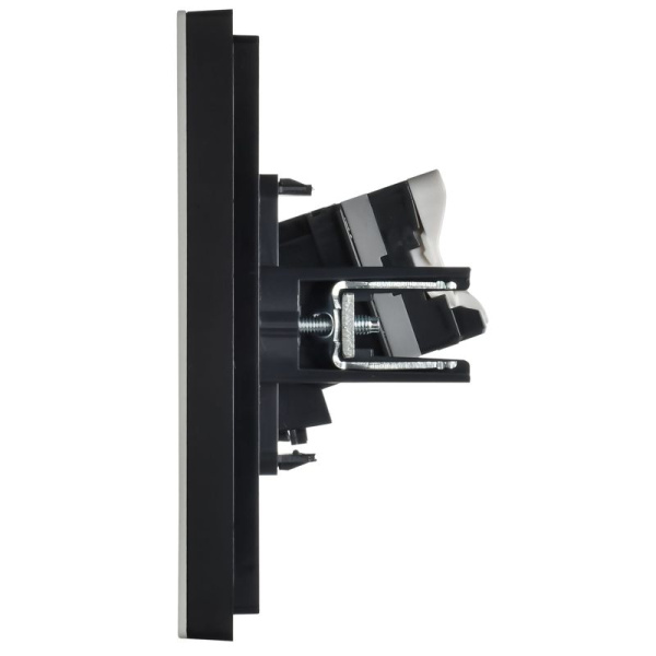 Розетка компьютерная СП FORTE&PIANO FP732M RJ45 кат.5E IP20 никель IEK FP-K10-1-M-K50